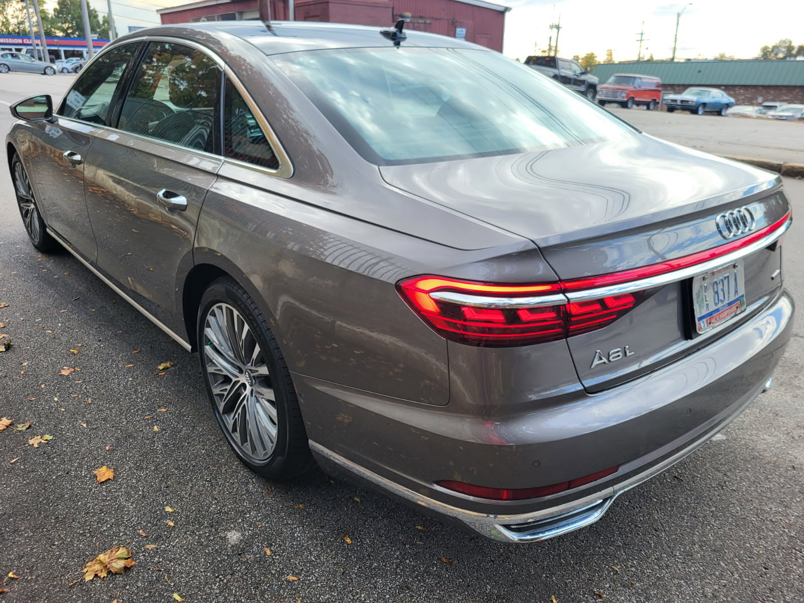 Used 2019 Audi A8 L 4.0T w/ LUXURY PACKAGE AWD/4WD image 7