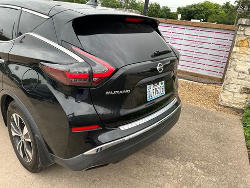 Used 2019 Nissan Murano FWD image 3