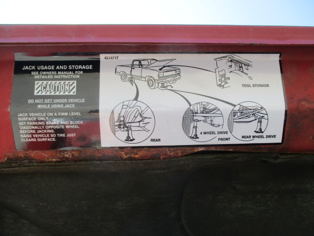 Used 1991 Dodge D/W Truck 150 AWD/4WD image 36