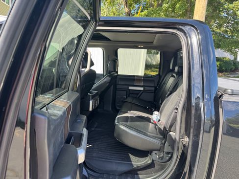 Used 2016 Ford F150 image 6