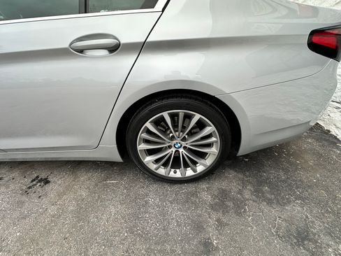 Used 2021 BMW 530i xDrive image 10