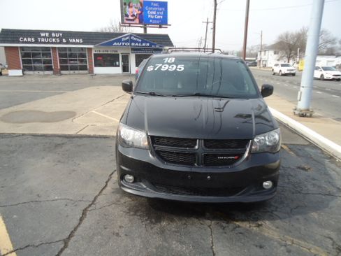 Used 2018 Dodge Grand Caravan GT image 5