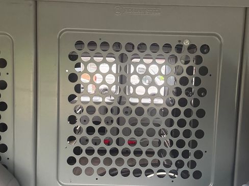 Used 2011 Ford E-250 and Econoline 250 image 15