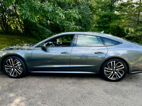 Used 2024 Audi A7 3.0T Premium Plus w/ S Line AWD/4WD image 6