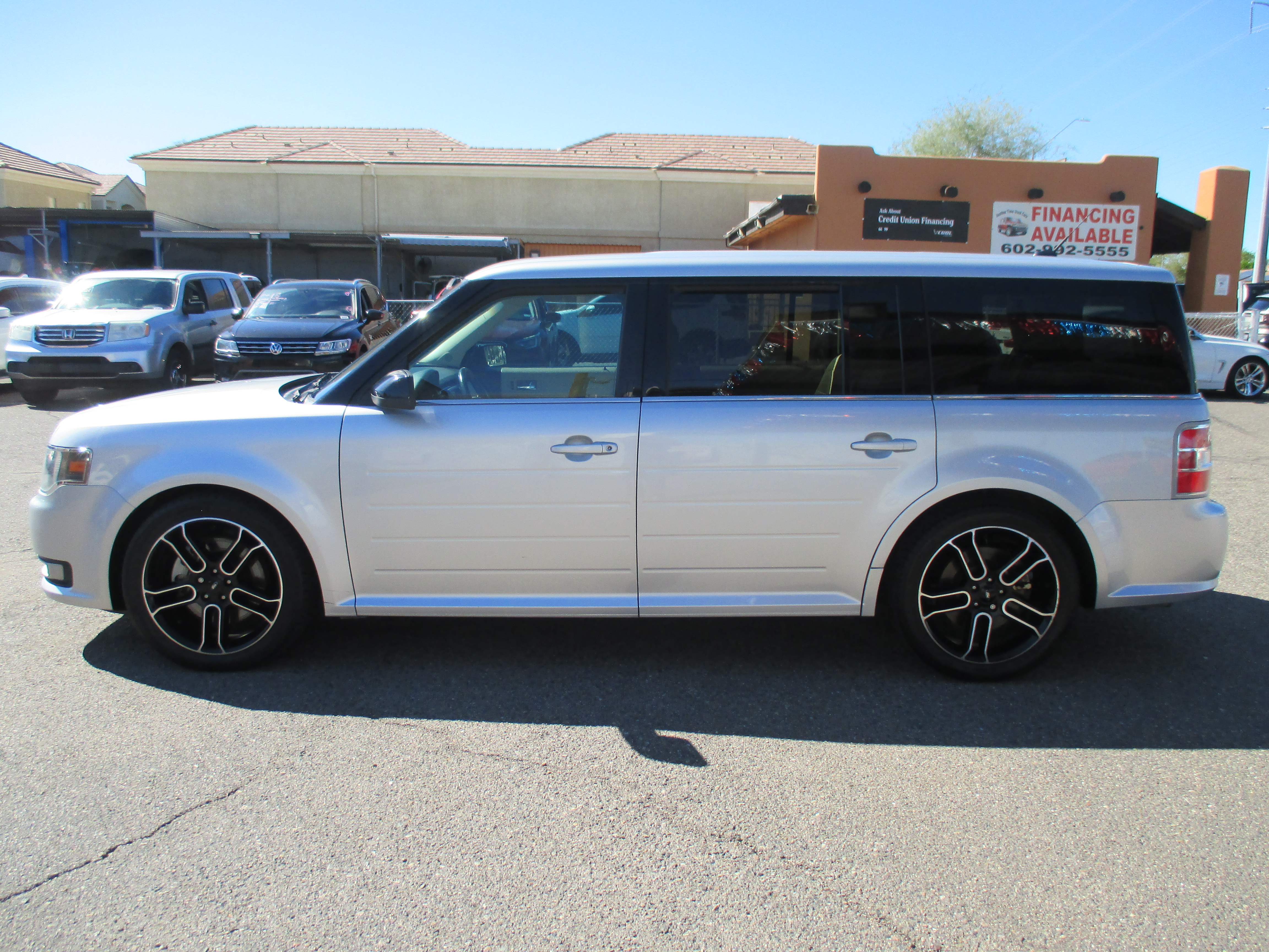 Used 2013 Ford Flex SEL Sport Utility 4D FWD image 1