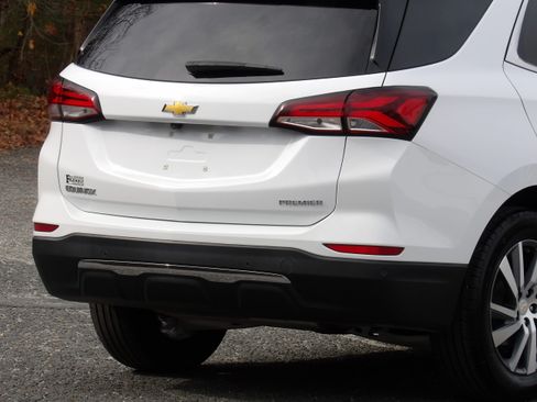 Certified 2024 Chevrolet Equinox Premier image 12