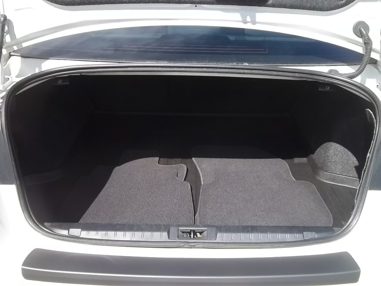 Used 2015 Subaru Legacy 2.5i Premium AWD/4WD image 11