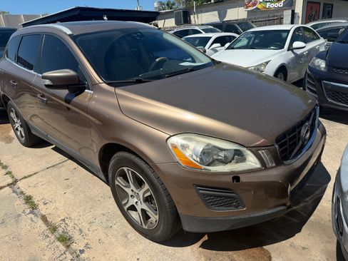 Used 2012 Volvo XC60 T6 image 1