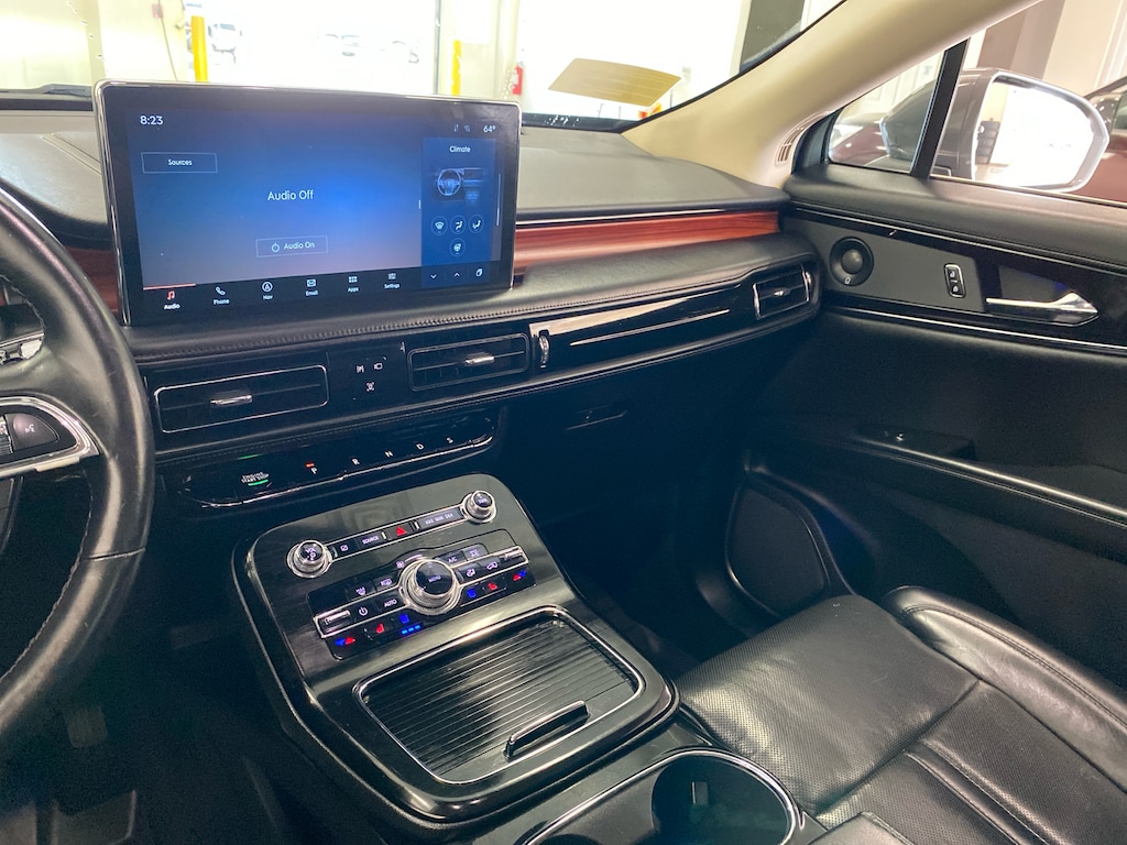 Used 2021 Lincoln Nautilus Reserve AWD/4WD image 11