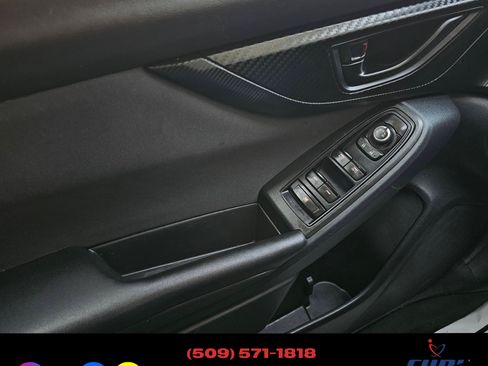 Used 2020 Subaru Crosstrek 2.0i Premium image 19