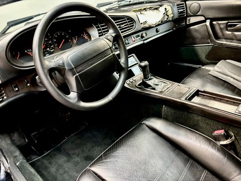 Used 1994 Porsche 968 image 12