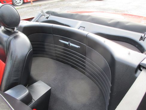 Used 2004 Ford Thunderbird LX image 50