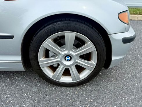 Used 2003 BMW 325i Sedan RWD image 28