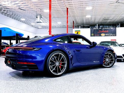 Used 2024 Porsche 911 Carrera 4S image 14