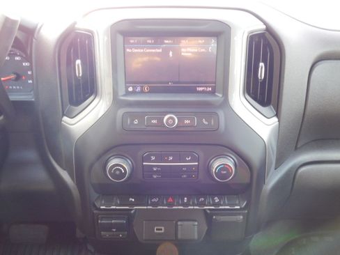 Used 2020 Chevrolet Silverado 2500 4x4 Crew Cab W/T image 15