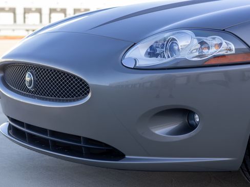 Used 2008 Jaguar XK image 13