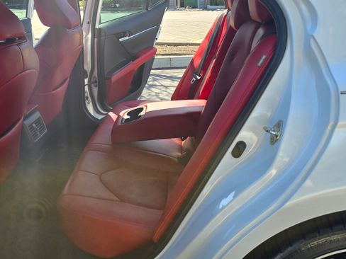 Used 2019 Toyota Camry XSE image 26