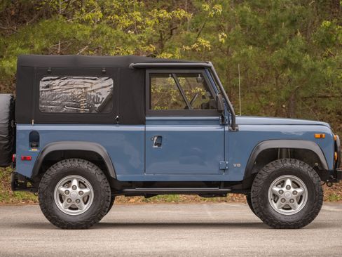 Used 1995 Land Rover Defender 90 image 2