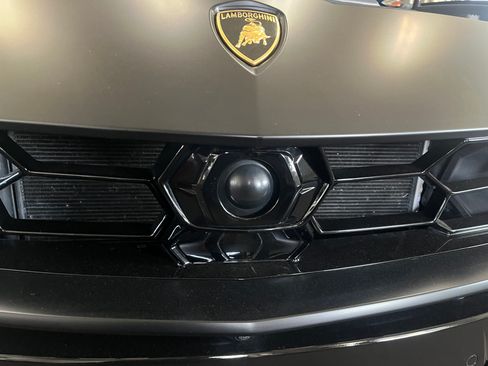 Used 2020 Lamborghini Urus image 30