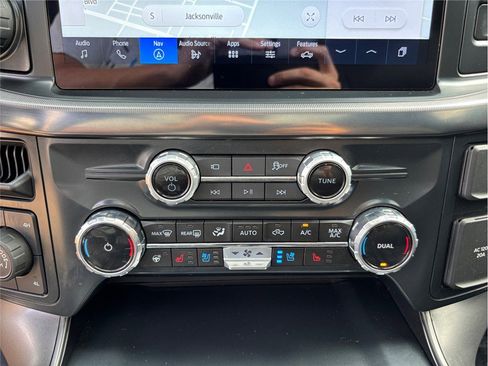 Used 2025 Ford F150 Lariat image 36