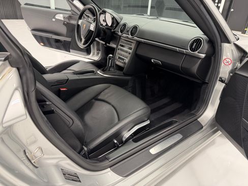 Used 2006 Porsche Cayman S image 19