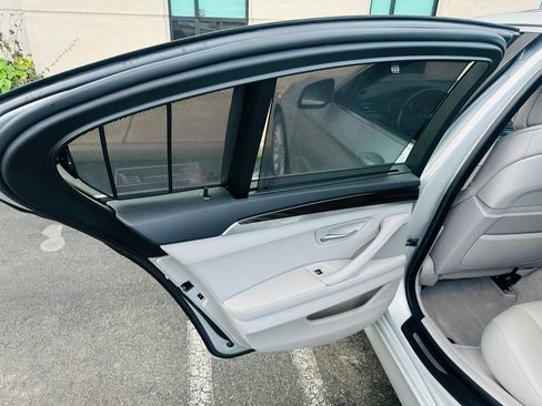 Used 2011 BMW 535i image 9