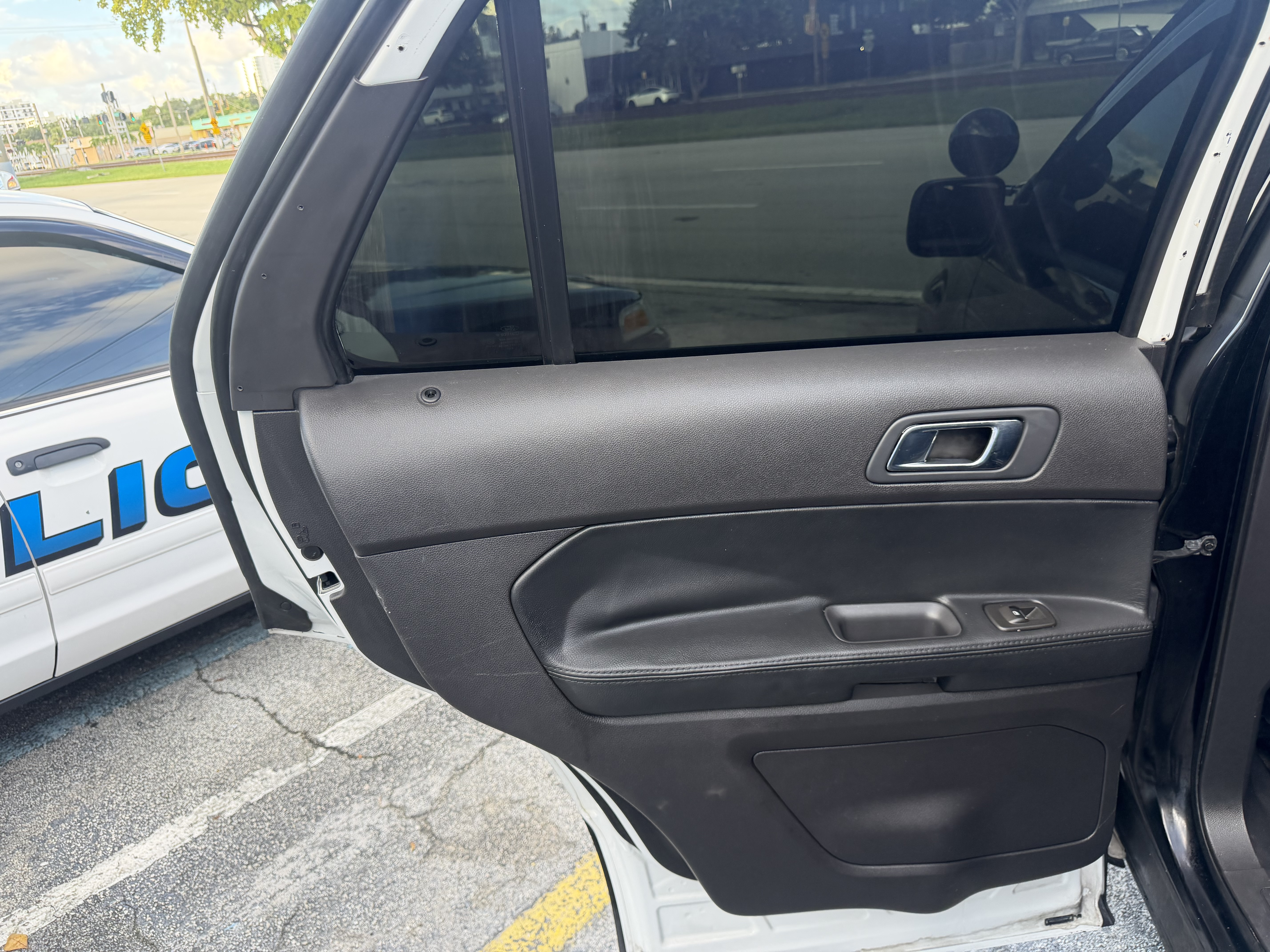 Used 2015 Ford Explorer 4WD Police Interceptor image 20