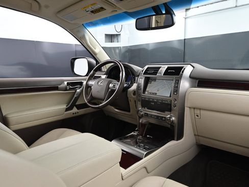 Used 2019 Lexus GX 460 Premium image 43