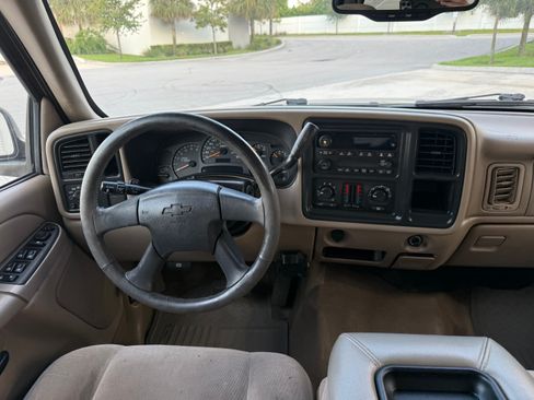 Used 2004 Chevrolet Silverado 2500 LS RWD image 89