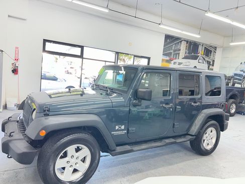 Used 2008 Jeep Wrangler Unlimited X image 8