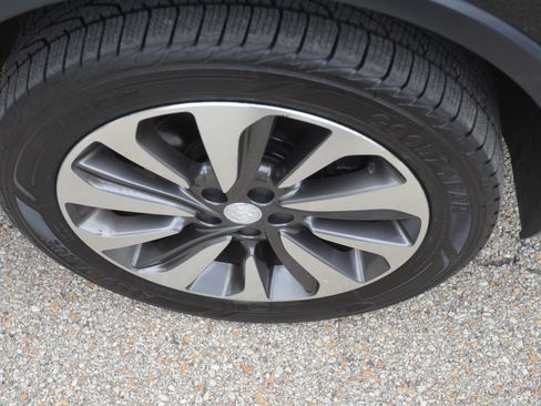 Used 2017 Buick Encore AWD Preferred image 29
