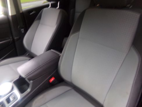 Used 2019 Ford Escape 4WD SE image 11
