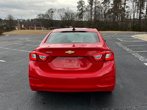 Used 2019 Chevrolet Cruze LS image 8