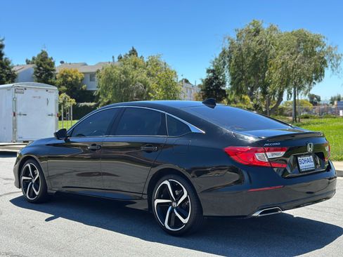 Used 2021 Honda Accord Sport image 3