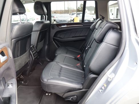 Used 2016 Mercedes-Benz GL 450 image 13