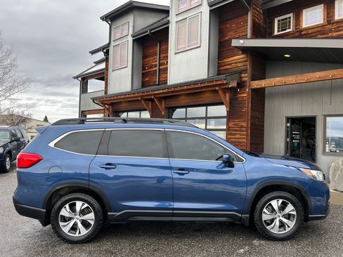 Used 2019 Subaru Ascent Premium image 7