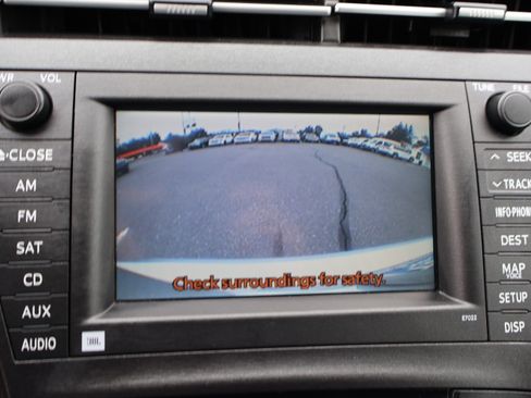 Used 2011 Toyota Prius Three image 26