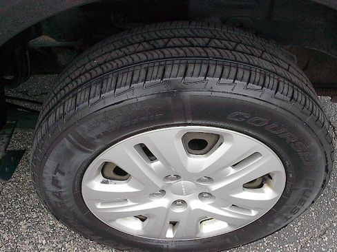 Used 2016 Dodge Grand Caravan SE image 22