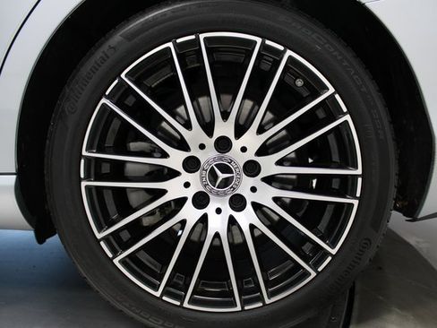 Used 2023 Mercedes-Benz C 300 image 31