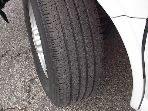 Used 2021 Chevrolet Express 2500 image 22