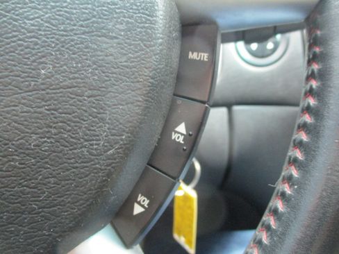 Used 2006 Pontiac GTO image 31