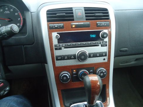 Used 2008 Chevrolet Equinox LT image 13