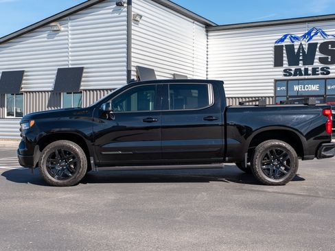 Used 2024 Chevrolet Silverado 1500 High Country image 2