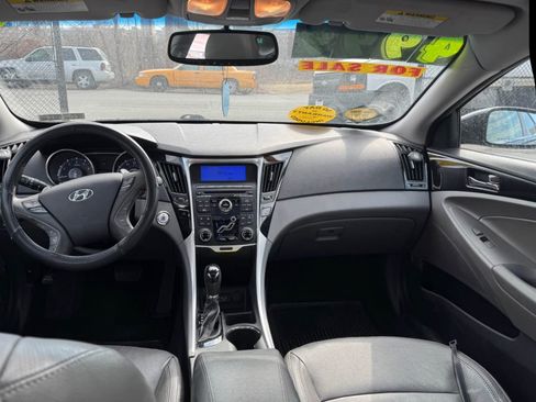 Used 2011 Hyundai Sonata FWD image 10