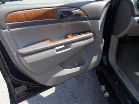 Used 2011 Buick Enclave 2WD CXL image 5