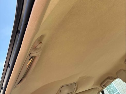 Used 1999 Oldsmobile 88 50th Anniversary image 17