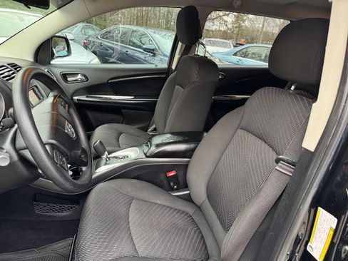 Used 2015 Dodge Journey SE image 8