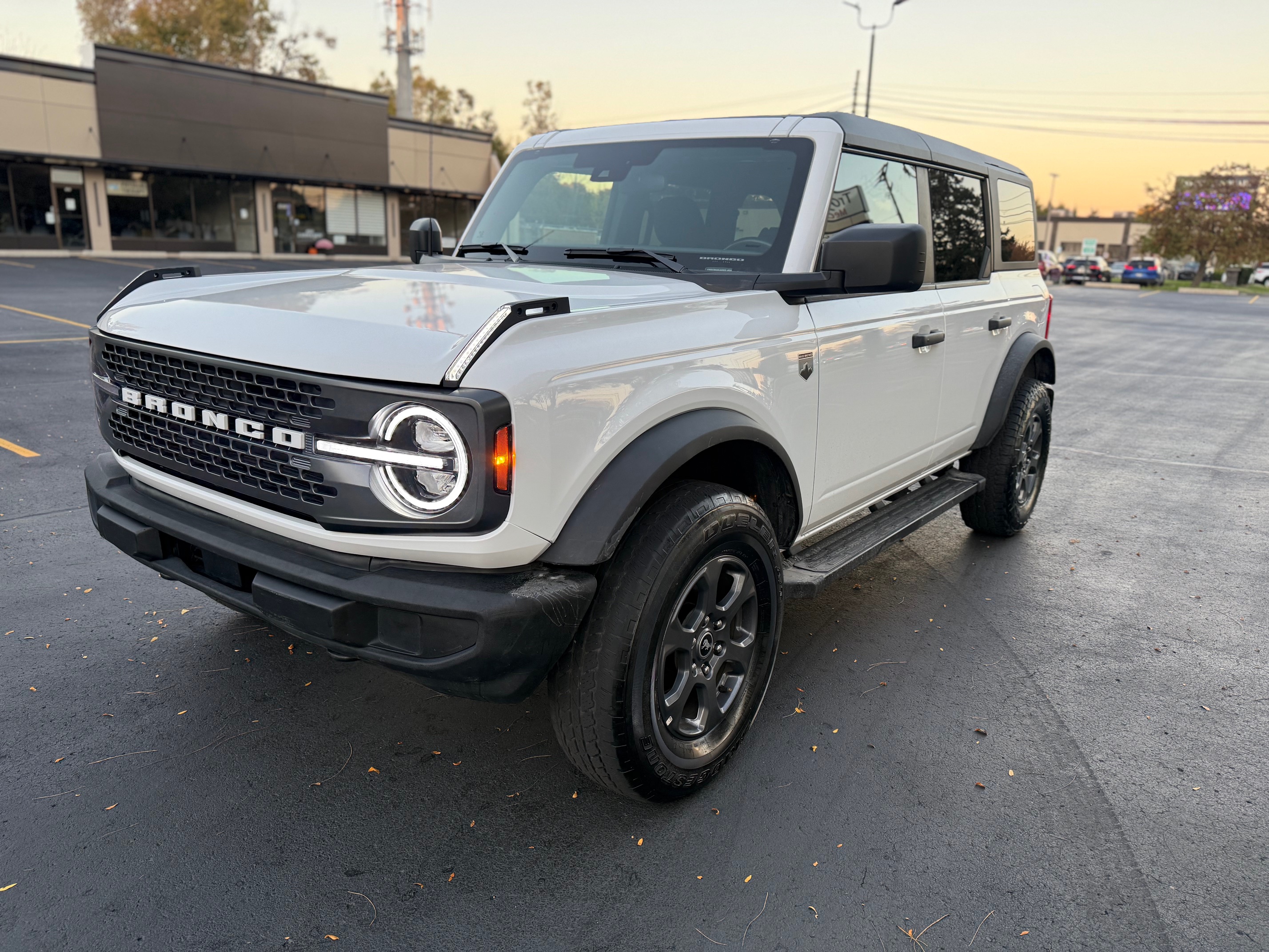 Used 2025 Ford Bronco 4-Door Big Bend AWD/4WD image 3