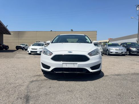 Used 2018 Ford Focus SE Sedan FWD image 13