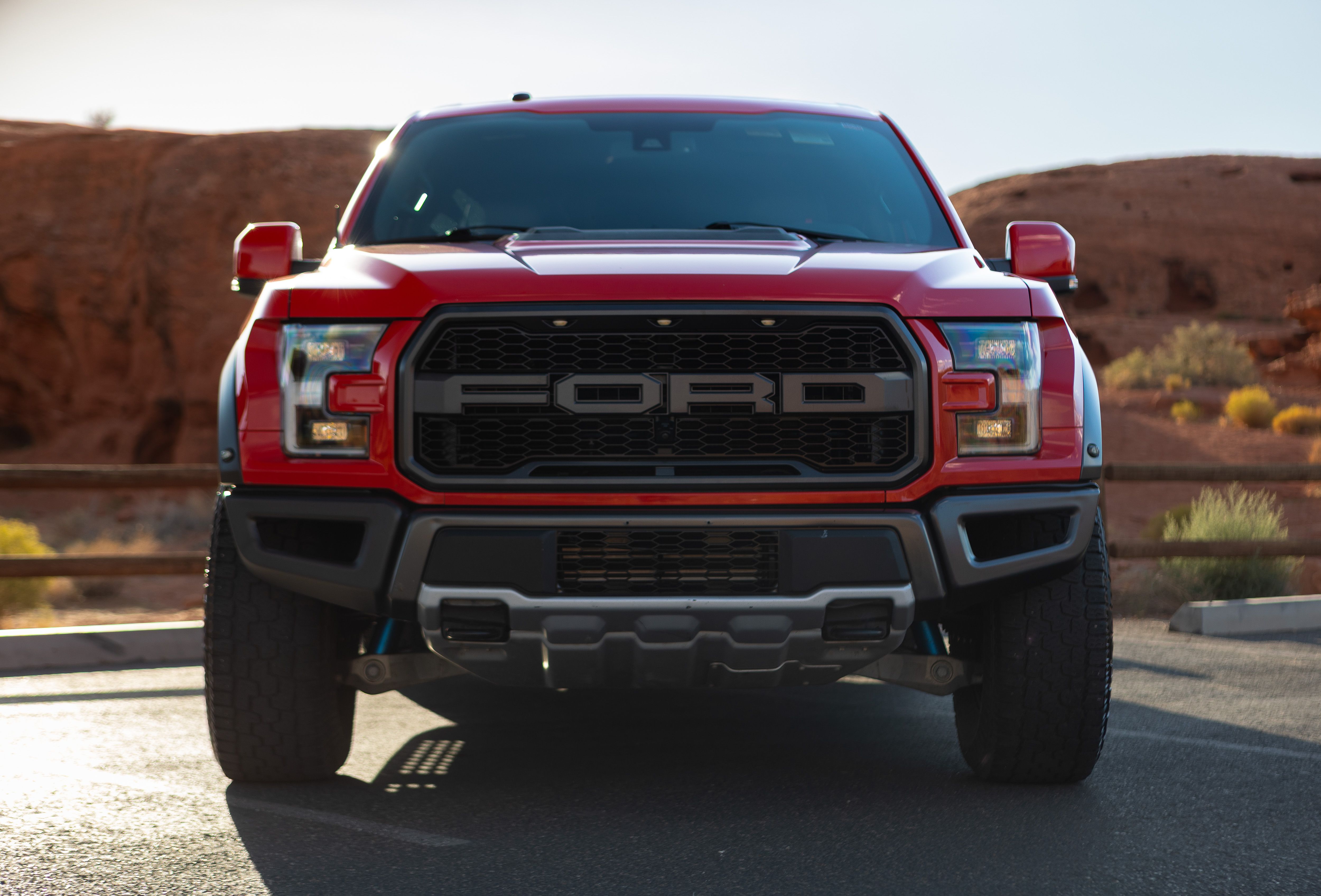 Used 2018 Ford F150 4x4 Crew Cab Raptor image 3